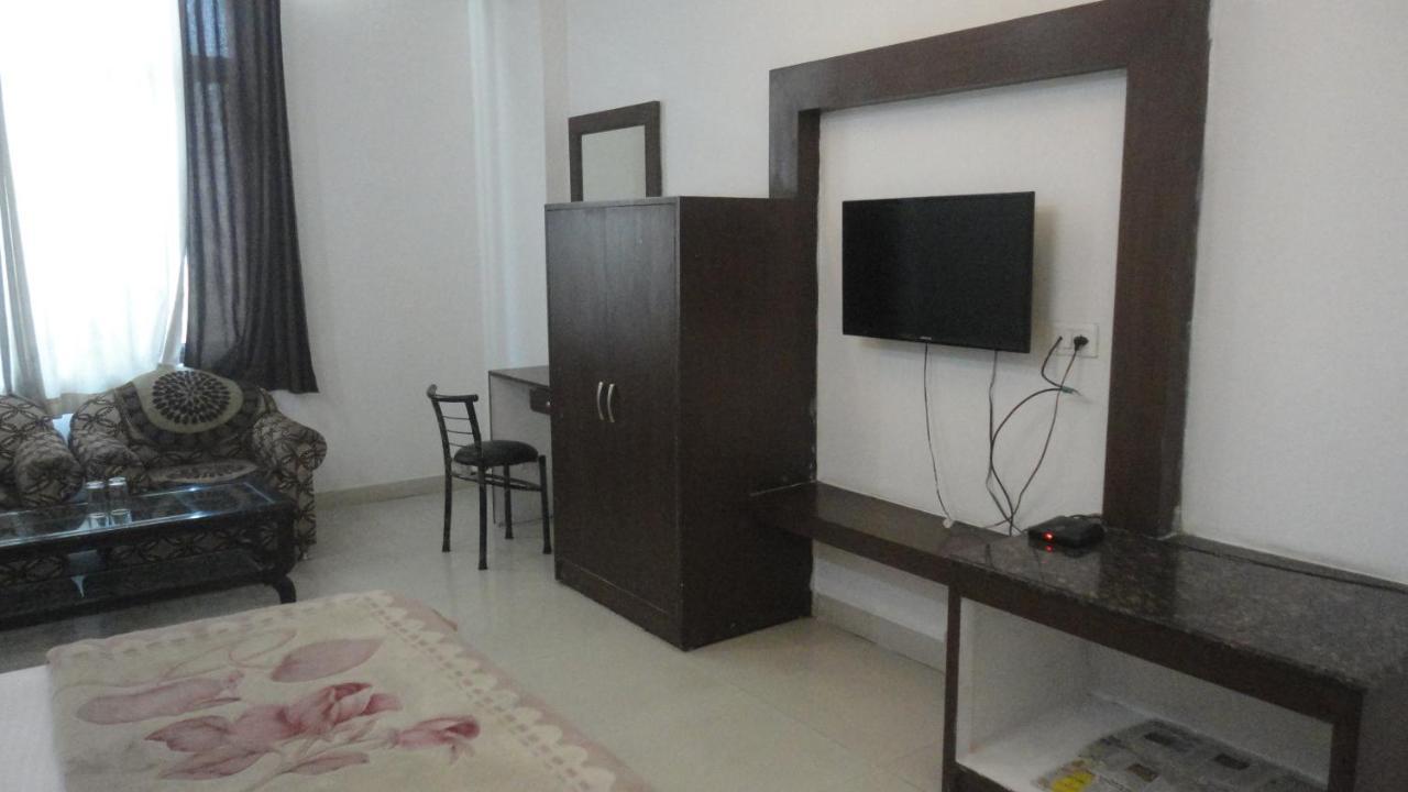 Hotel Satyartha Kathgodam Exterior photo